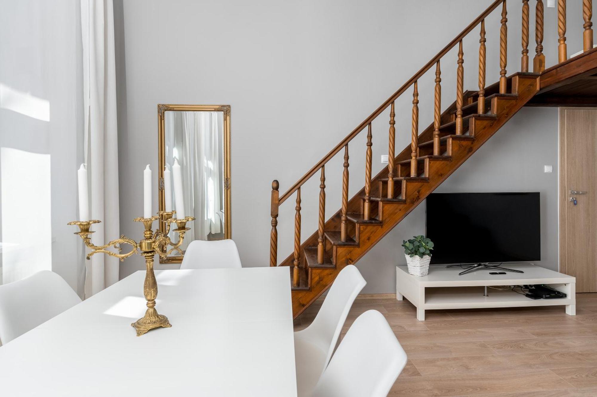 Апартаменти Starowislna 37 With Mezzanine *